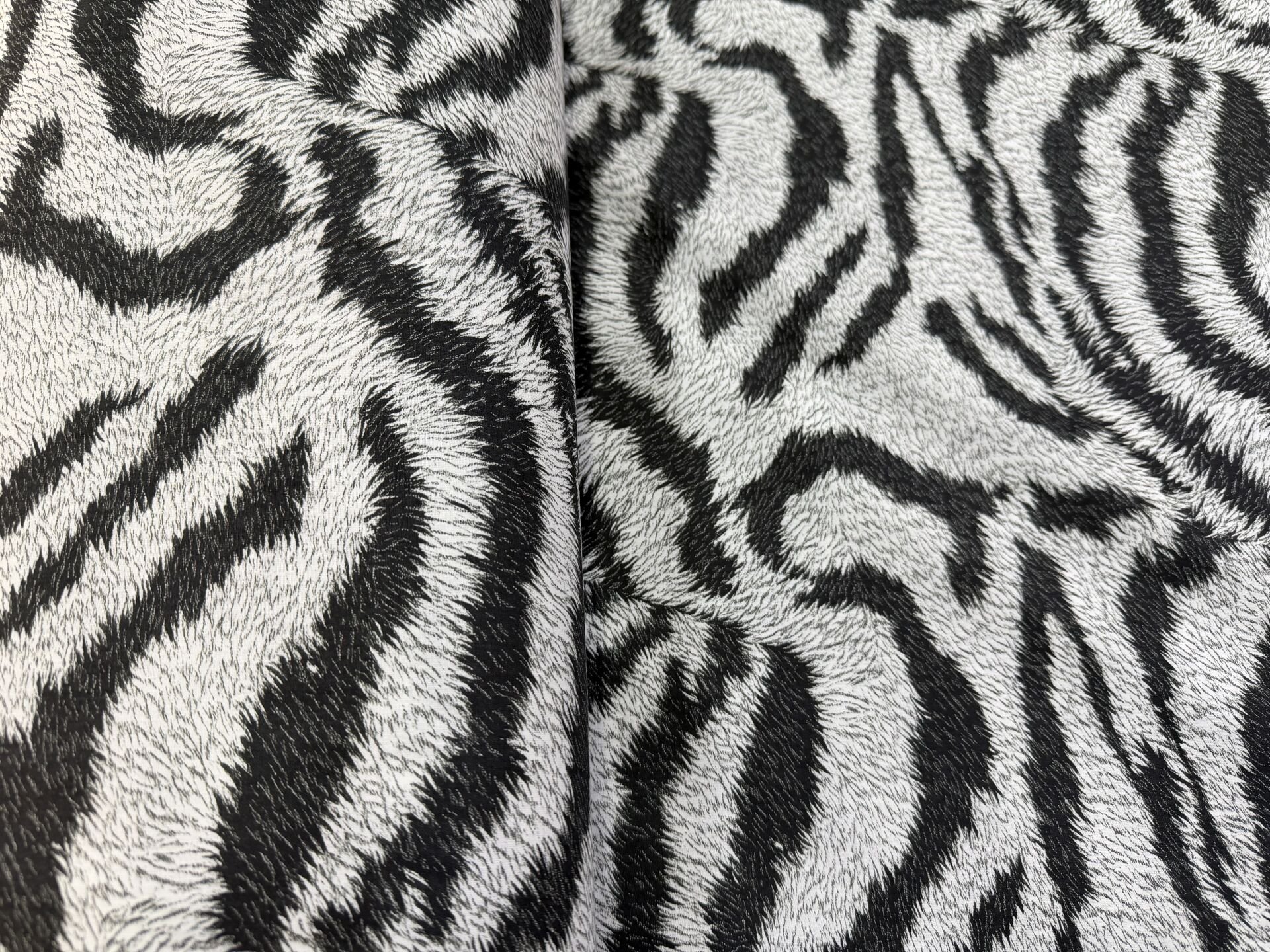 5 Boyutlu/3D Akfil Kumaş